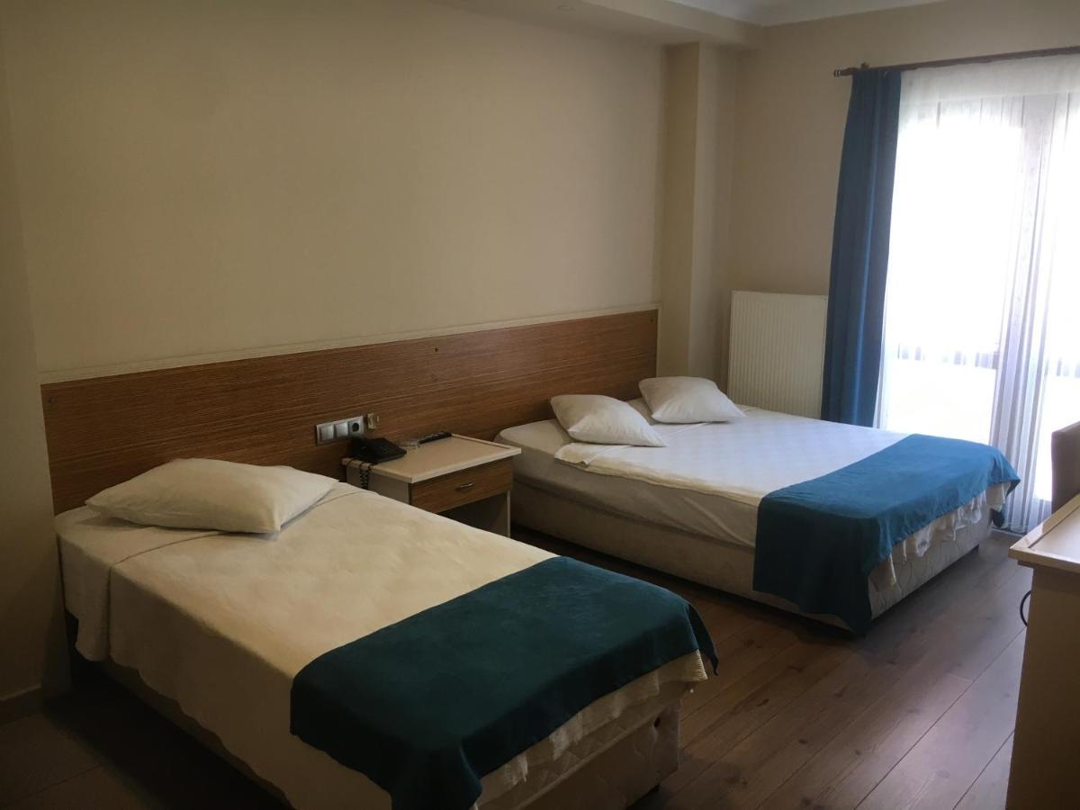 Oezguer Hotel Trabzon Exterior photo