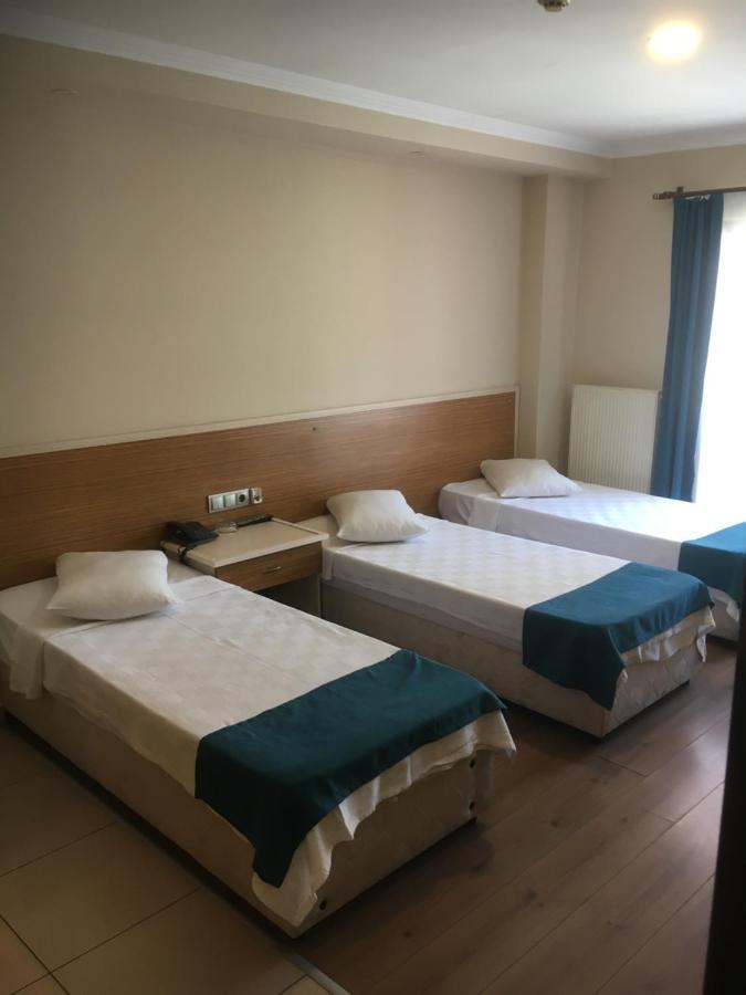 Oezguer Hotel Trabzon Exterior photo