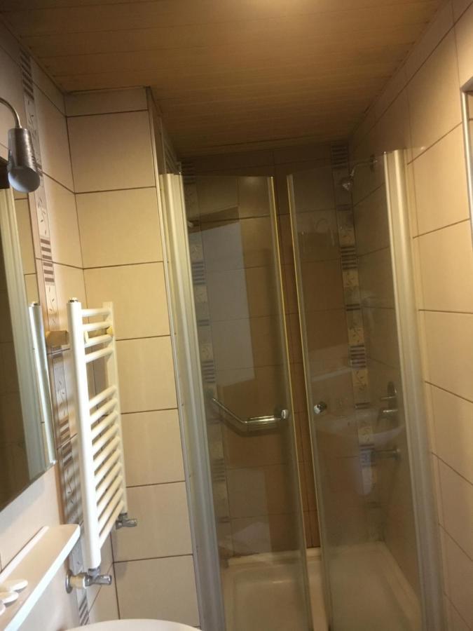 Oezguer Hotel Trabzon Exterior photo